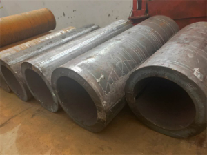 厚壁卷管現(xiàn)貨出庫(kù)